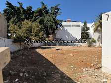 Terrain d’angle de 1 000 m² à vendre – Almadies