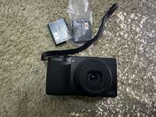 RICOH GR IIIx + 3 Batterie