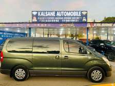 Hyundai starex 2017