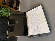 HP spectre i5 8th / SSD nvme 1000gb