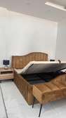 Lit 180x190 avec coffre + banquette + 2 tables de chevets