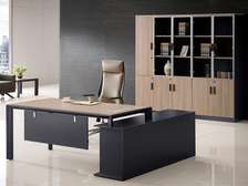 BUREAU DIRECTION