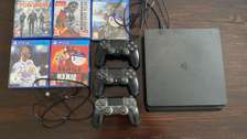Ps4 500 giga non flashé, version 12.5 + 3 manettes