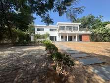 Villa embassade à louer à fan résidence 6 chambres