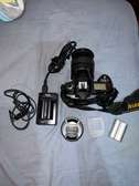 Nikon D70 Digital SLR Camera with AF-S Nikkor 18-70 mm lens