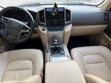 Toyota Land Cruiser V8 – 2021Full Options ✔