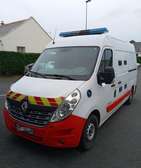 AMBULANCE RENAULT MASTER