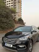 Hyundai Santa Sport 2018 SUV noir spacieux