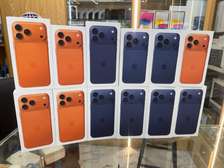 Iphone 17 pro max 1tera  esim