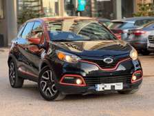 RENAULT QM3 2015