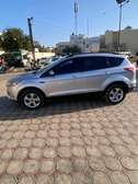 FORD ESCAPE AUTOMATIQUE ESSENCE CLIMATISÉ