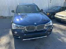 BMW X3 bleu