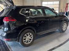 Nissan Rogue 2017 version 4x4