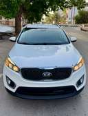 Je vends ma kia sorento 2017 automatic essence AWD