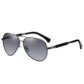 Lunettes de soleil aviateur noires verres gris dégradés