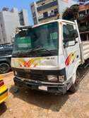 Camion TATA 790e