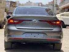 Renault SM6 ANNÉES 2017