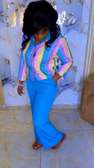 Ensemble femme multicolore rayé et pantalon bleu