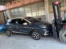 RENAULT QM3 2017