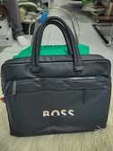 Boss sacoche ordinateur noir similicuir compartiments