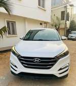 Je vends ma Hyundai Tucson 2016 automatique essence