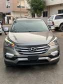 Je vend ma Hyundai santafe 2017 automatic essence