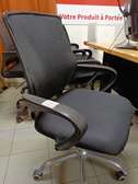 Chaise bureau ergonomique noire avec accoudoirs réglables