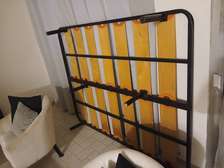 TETE DE LIT 1M40X2M 6 PIEDS EN FER / BOIS