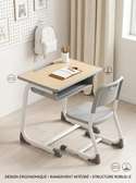 Bureau Enfant Bois et Blanc avec Chaise