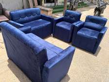 Salon mini 7 places,  velours bleu profond moderne