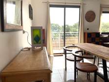 APT LUMINEUX MEUBLE PROCHE ECOLE FRANCAISE SALY