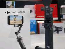 DJI osmo mobile 8
