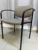 Chaise de bureau métal noire confort tissu motif