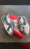 Nike Vintage Classic baskets rétro