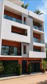 Appartement de 3 chambres et salon aux Almadies