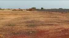 Terrain de 2 Ha à Sindia