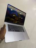 Macbook pro 15,4 pouces (2019)