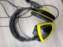 Casque gaming filaire noir jaune coussinets rembourrés