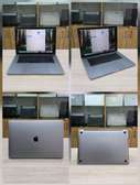 Macbook Pro 2018 i7 16G 512Go Graphique 4Go