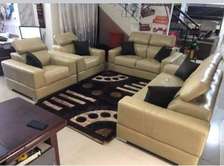Salon de 7 places