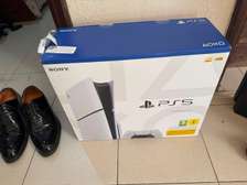 PS5 slim neuve dans sa boîte