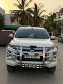 🚘 À LOUER – Mitsubishi L200 Double Cabine 2023
