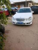 Mercedes Benz e220
