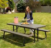 Table pliante LIFETIME avec banc intégré (8 personnes)