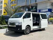 Toyota Hiace 2016