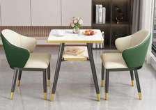Ensemble table carrée + 2 chaises vert crème doré