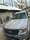 FORD EVREST 7 PLACES 2012