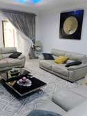 Villa r+3 à louer à Ngor