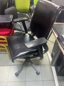 Fauteuil de bureau ergonomique noir similicuir réglable