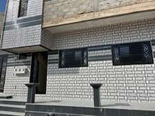 Maison neuve en finition à louer à Bargny
